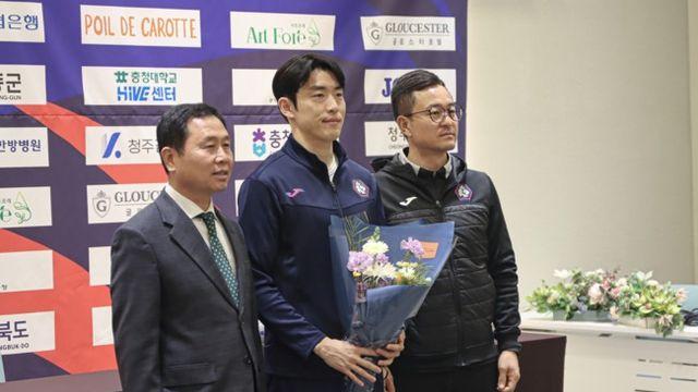 충북청주, ‘국가대표-PL’ 모두 경험한 베테랑 수비수 윤석영 영입