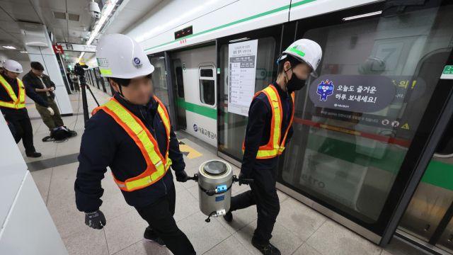 [속보] '지하철 2호선 탈선' 정지신호 위반한 기관사 직위해제