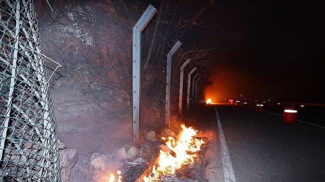 의성산불 동해안 영덕까지 확산…지품면 일대 단전