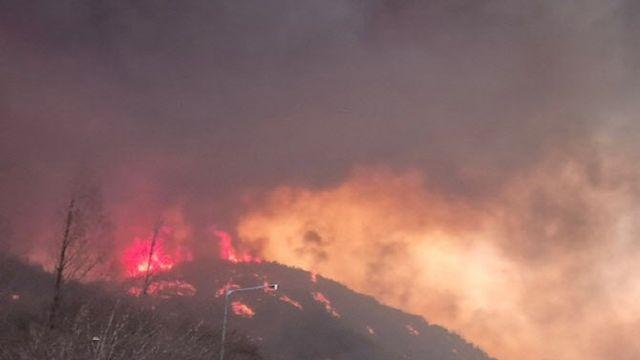 “전 시민 대피하라” 도로에서도 보이는 안동 산불 상황(영상)