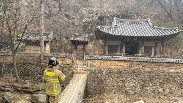 의성 안동 산불에… '미스터 션샤인' 촬영지 만휴정도 전소