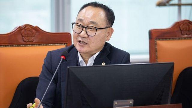 경기도의회 김영민 의원, “지반침하 및 싱크홀 발생 예방을 위한 점검 체계 근거 마련”