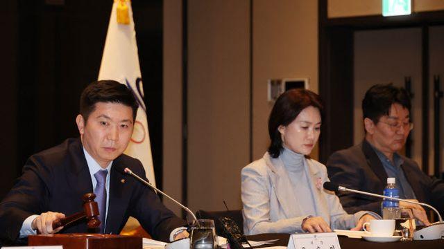 유승민 대한체육회장 “정몽규 축구협회장 인준, 곧 결론낼 것”