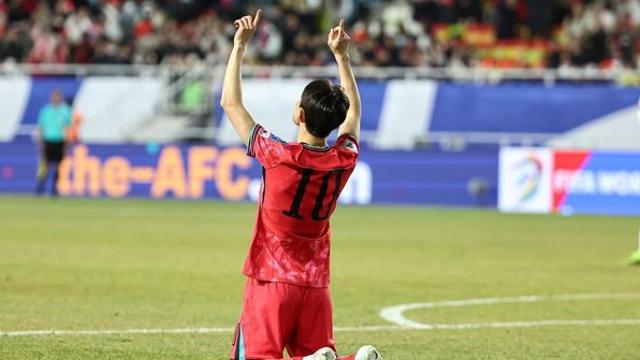 손흥민 작심 발언 통했나… 문체부, 국내 축구장 관련 '결단' 내렸다