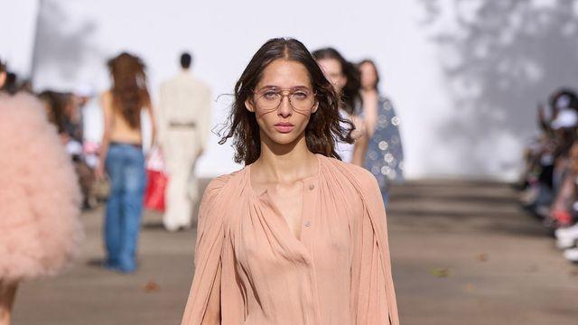 봄에 사야 하는 이 신발