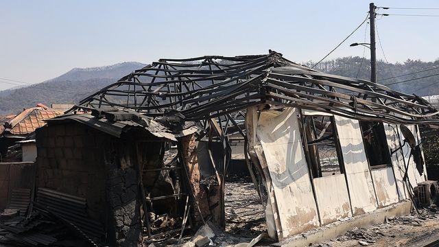 해군 초계기 동원, 경북 산불피해 확인…포항시 요청