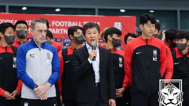 벤투 경질에 정몽규, “놀랐다... 좋은 추억 만들어주신 분”