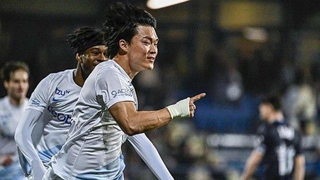 '핑크빛 종신계약' 오현규도 신났다…벨기에, 헹크 우승 이끈 핑크 감독과 '무기한 연장'
