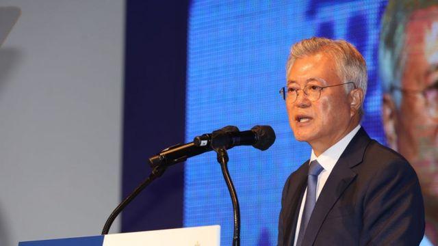 민주당, 文 소환 통보 검찰에 격앙 