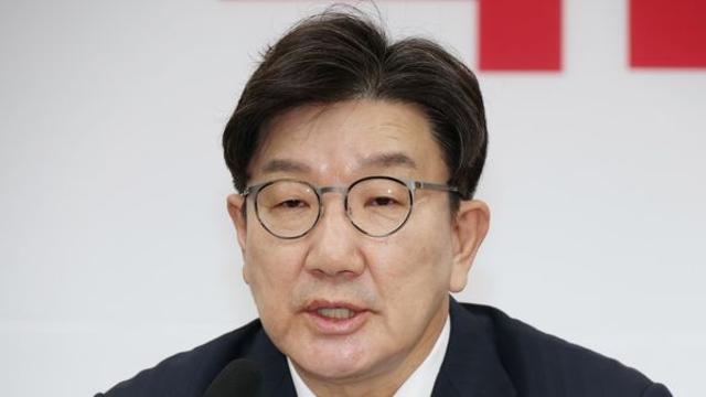 권성동, 이재명·김어준·민주당 초선의원 등 72명 내란음모죄 고발 전격 선언