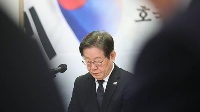 헌재 탄핵 선고 지연에...이재명 대표가 30일 페이스북에 올린 글