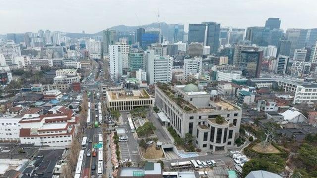 [이슈]헌재, 탄핵심판 선고 언제로 정할까...4월초 또는 17일 이전 예상