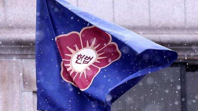 헌재 평의 한 달 넘겨 최장기록…尹 탄핵심판 내달 3~4일 선고 가능성