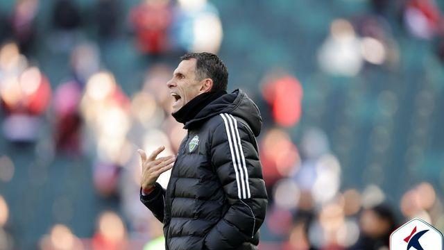 “수비 축구 좋아하지 않지만, 꼭 필요했다”…승리 위해 ‘닥공’ 잠시 접어둔 포옛 감독