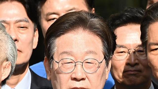 오르는 野 지지율…정권 교체 57% VS 연장 38%[리얼미터]