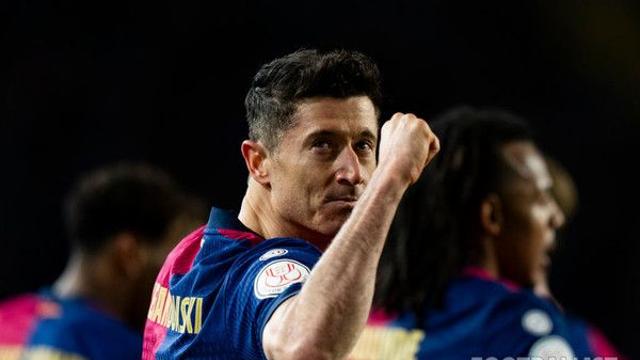 ‘일정 억까’ 이겨냈다! 바르셀로나 파죽의 리그 9연승, ‘레반도프스키 멀티골’ 지로나에 4-1