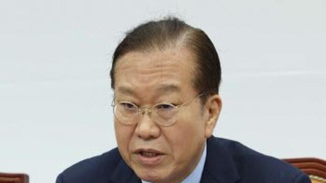 AI현장 찾는 與, 광화문 남는 野