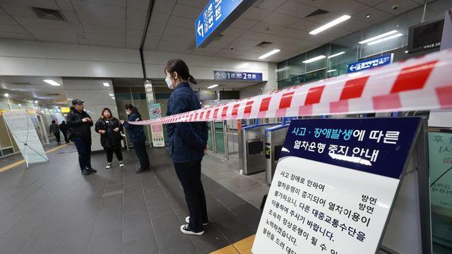 경의중앙선 DMC∼공덕 12시간째 멈춰…
