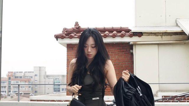 이영지의 빈티지 믹스매치, 누구도 흉내낼 수 없는 쿨한 자신감
