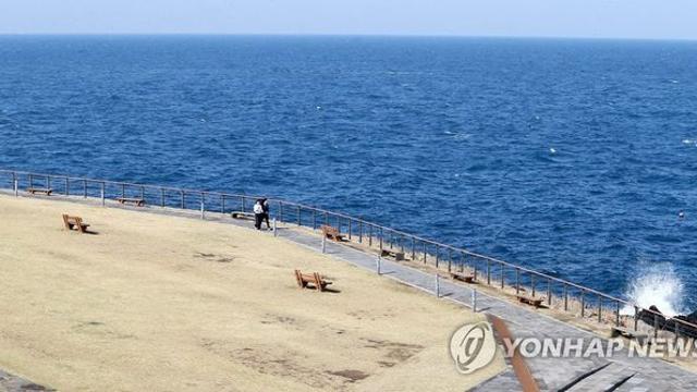 제주 대체로 맑음…낮 최고 15∼16도