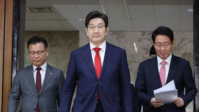 권성동, 한덕수 권한대행에 ‘헌법재판관 경호강화’ 요청