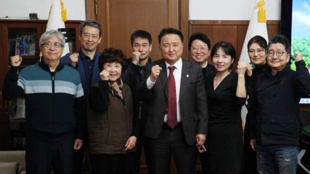 김영환 충북도지사, 충북형 도시농부 초청 간담회 열어