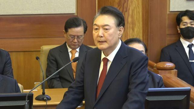 [윤석열 파면] 국방부, 대회의실 등 걸린 전 대통령 사진 철거