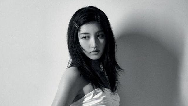 아이브 가을이 좋아하는 책은? 