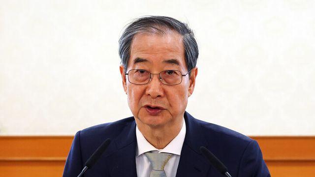 한 권한대행, 정진석 비서실장 등 대통령실 참모진 일괄 사표 반려