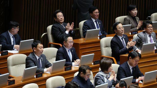 민주당 