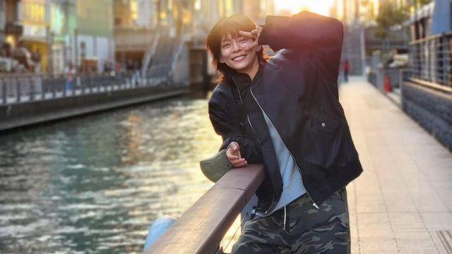 정혜인,카무플라주 팬츠로 완성한 무심한 시크