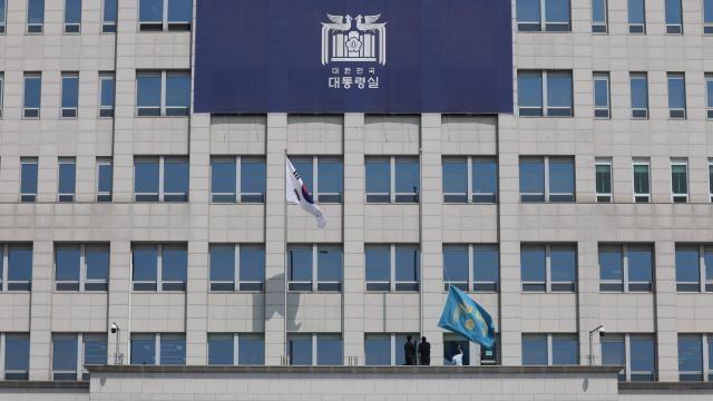 尹 파면, 새정부 들어서면…통신은 '눈치'·AI는 '기대'