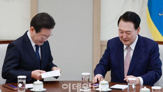 탄핵 30번 vs 거부권 41…“배척의 정치 끝내자”