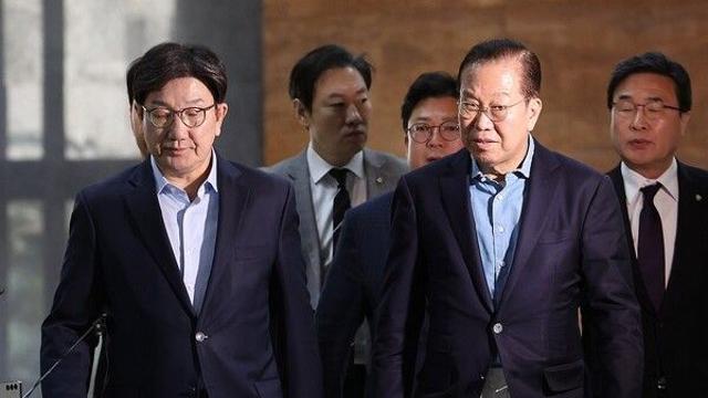 [이슈] 국힘, 지도부 재신임 '쇄신' 없이 대선 모드로.. 찬탄파 탈당 요구까지 '분열 조짐'