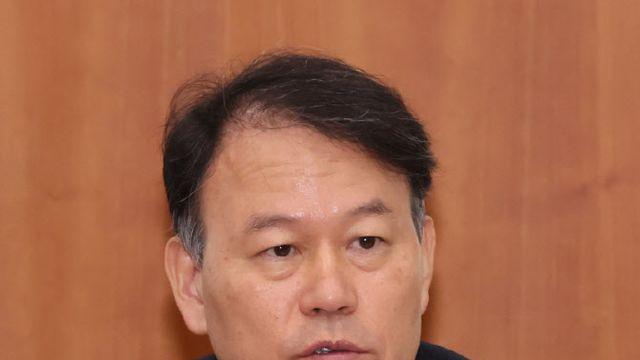 윤한홍 