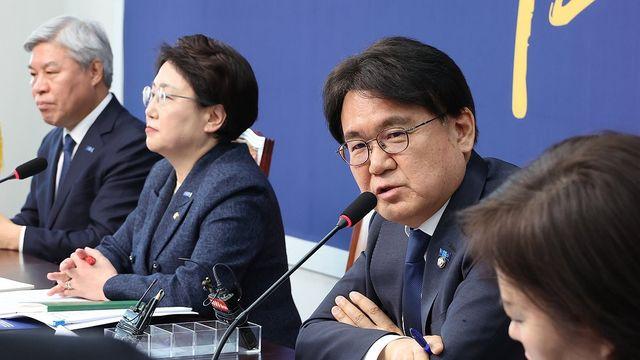황운하 