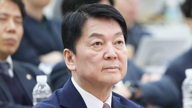 안철수, 내일(8일) 오전 11시 광화문 이순신 동상 앞에서 대선 출마