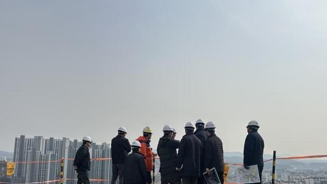 경기도, 해빙기 택지개발·공공주택지구 안전·광역교통망 점검. 98건 적발