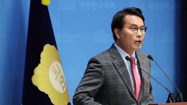 윤상현 