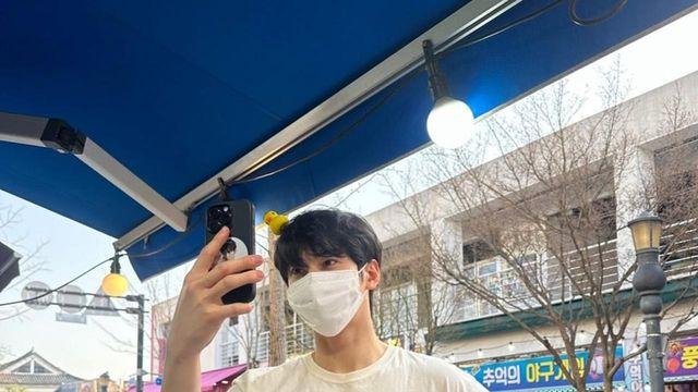 차은우, 인형보다 귀여운 남자... 흰 티 하나로 청량미 뿜뿜