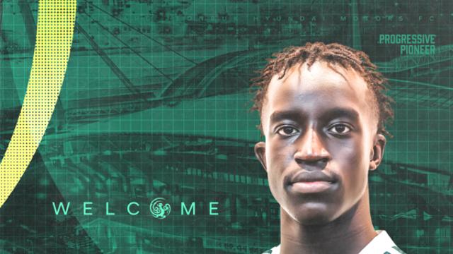 [공식발표] '2025년 겨울 최후의 영입' 전북, 호주 A리그 출신 윙어 아나스모 영입