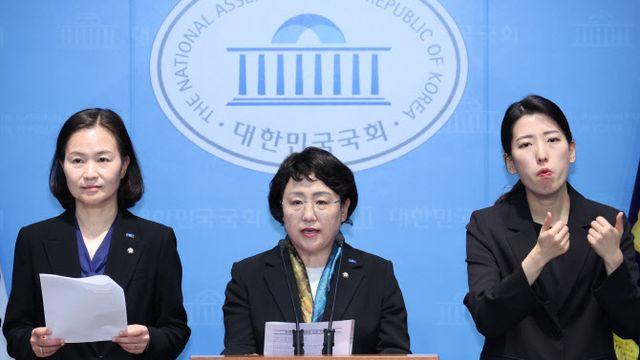 조국혁신당, 한덕수 겨냥 “내란 행위 대행…즉각 탄핵해야”