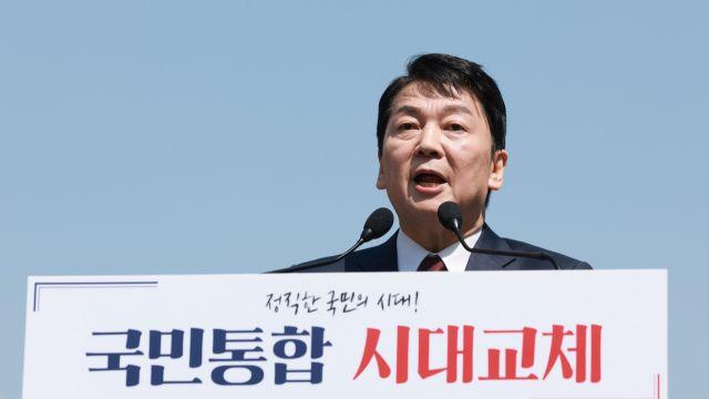 김문수 장관직 사퇴, 대선 앞으로…안철수, 광화문에서 출마선언