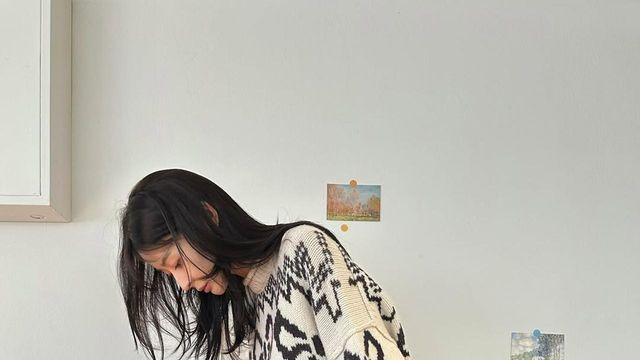 권나라, 겨울 끝자락.. 니트 한 장의 여운