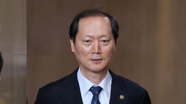 법사위, '친윤' 이완규 현안 질의… 윤 전 대통령 증인 채택 추진