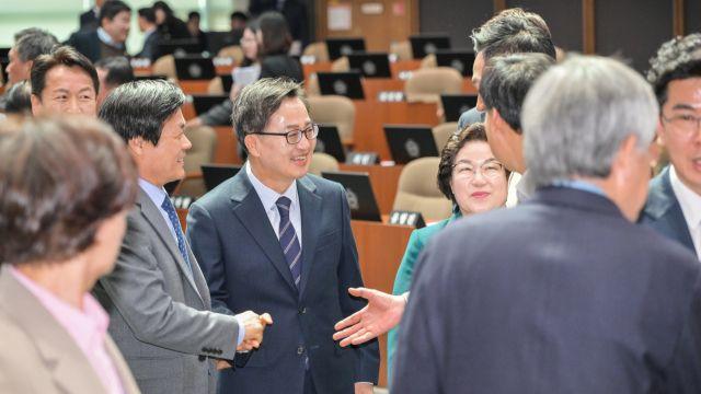 또 갈등 반복하나…경기도의회, 민생 안건 산적 속 '폭풍전야'