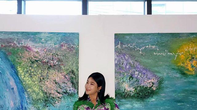 솔비, 예술과 패션 사이…짧은 스커트 아래 피어난 천국의 정원