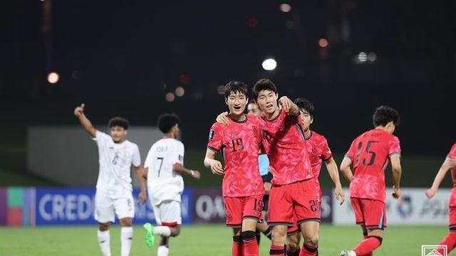 U-17 축구대표팀, 아시안컵 8강 진출…월드컵 본선 티켓 획득