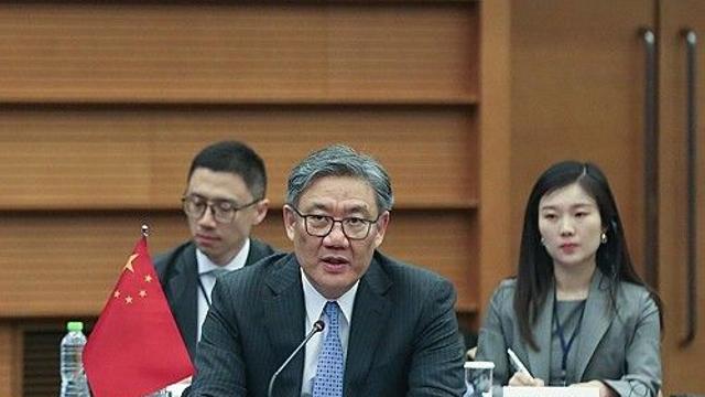 트럼프, 중국 고립 전략 본격화…'관세 유예는 함정'