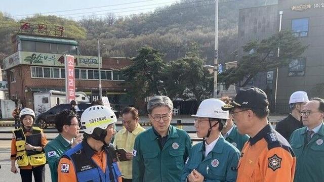 김성중 부지사, “인력과 장비 총동원해 인명구조에 최선 다해달라”